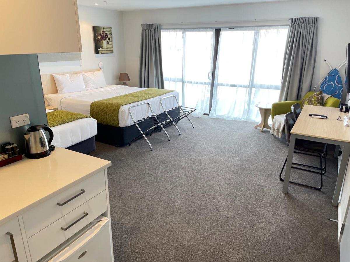 כרייסטצ'רץ' 2 On Whiteleigh And 239 On Lincoln Motel מראה חיצוני תמונה Studio apartment